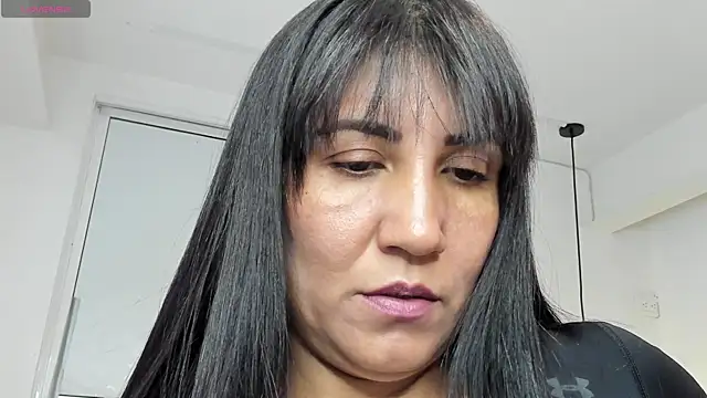 Snapshot of GiaFox_ chatting on May 16, 2026, 12:40 am GiaFox online show from May 16, 2026, 12:40 am