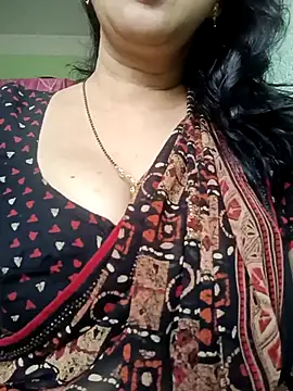 Snapshot of Rosy-B chatting on January 15, 2026, 10:09 am Rosy-B online show from January 15, 2026, 10:09 am