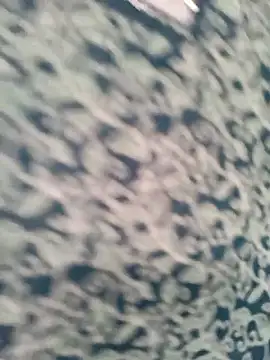 Snapshot of Rosy-B chatting on February 4, 2026, 9:59 am Rosy-B online show from February 4, 2026, 9:59 am