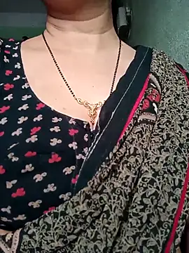 Snapshot of Rosy-B chatting on February 23, 2026, 1:03 am Rosy-B online show from February 23, 2026, 1:03 am