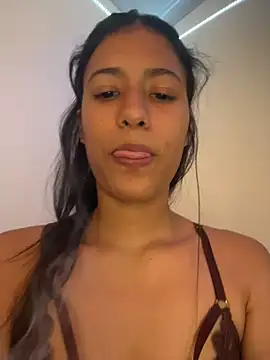 Snapshot of Valentinabaker chatting on March 6, 2026, 5:09 pm Valentinabaker online show from March 6, 2026, 5:09 pm