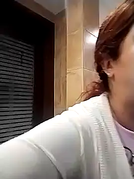 Snapshot of AriaRusso chatting on February 12, 2025, 12:37 am AriaRusso online show from February 12, 2025, 12:37 am