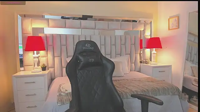 Snapshot of mariiahneedles chatting on December 6, 2024, 9:46 pm mariiahneedles online show from December 6, 2024, 9:46 pm