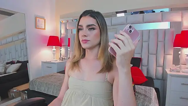 Snapshot of mariiahneedles chatting on January 14, 2025, 7:43 pm mariiahneedles online show from January 14, 2025, 7:43 pm