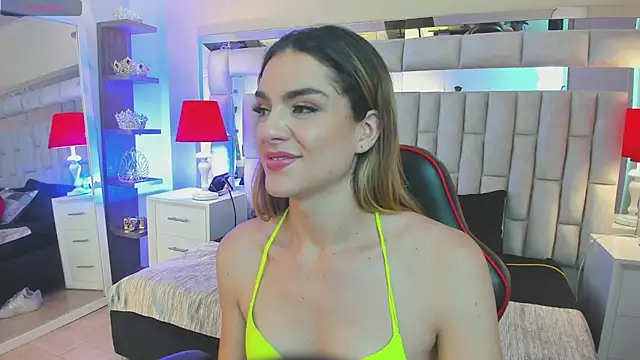 Snapshot of mariiahneedles chatting on March 15, 2025, 9:49 pm mariiahneedles online show from March 15, 2025, 9:49 pm