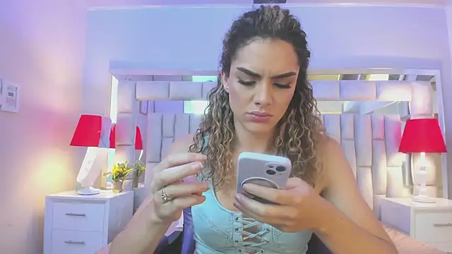 Snapshot of mariiahneedles chatting on February 7, 2026, 2:15 am mariiahneedles online show from February 7, 2026, 2:15 am