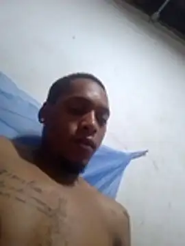 Snapshot of spicycouplex chatting on February 4, 2026, 1:55 am spicycouplex online show from February 4, 2026, 1:55 am