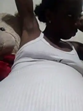 Snapshot of spicycouplex chatting on February 6, 2026, 3:22 am spicycouplex online show from February 6, 2026, 3:22 am