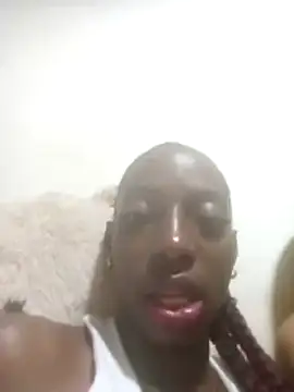 Snapshot of spicycouplex chatting on February 7, 2026, 5:33 am spicycouplex online show from February 7, 2026, 5:33 am