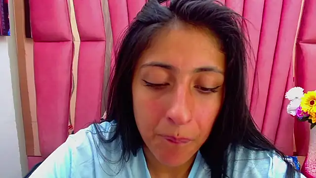 Snapshot of Cameron_cutte chatting on January 4, 2025, 9:54 am Cameron cutte online show from January 4, 2025, 9:54 am
