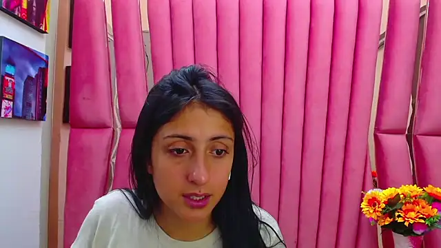 Snapshot of Cameron_cutte chatting on January 16, 2025, 3:02 am Cameron cutte online show from January 16, 2025, 3:02 am