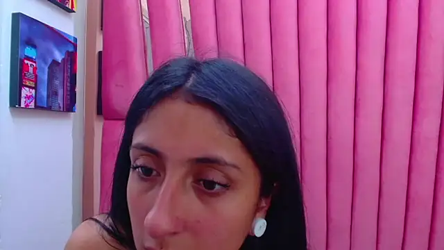 Snapshot of Cameron_cutte chatting on January 16, 2025, 10:21 am Cameron cutte online show from January 16, 2025, 10:21 am