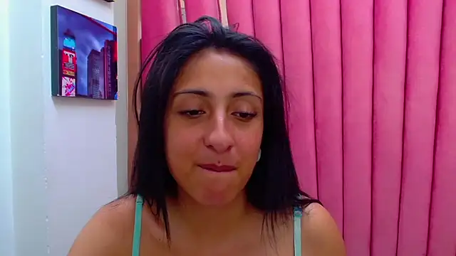 Snapshot of Cameron_cutte chatting on January 20, 2025, 6:53 am Cameron cutte online show from January 20, 2025, 6:53 am