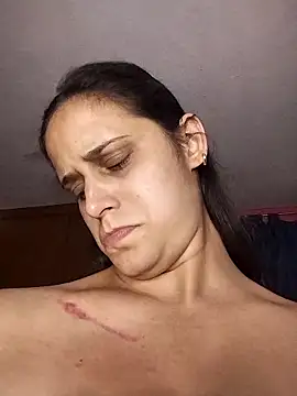 Snapshot of Catalinacandela chatting on January 17, 2026, 8:01 pm Catalinacandela online show from January 17, 2026, 8:01 pm