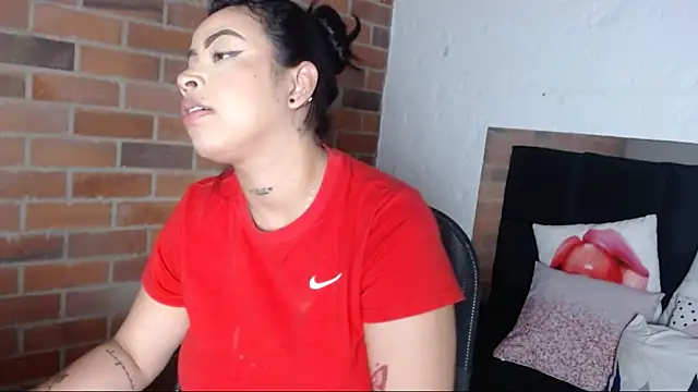 salome  hills1 online show from January 30, 2025, 9:15 am