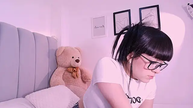 DannaHyde online show from May 23, 2026, 7:51 pm