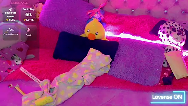 Snapshot of martina_bk chatting on January 23, 2025, 4:41 am martina bk online show from January 23, 2025, 4:41 am