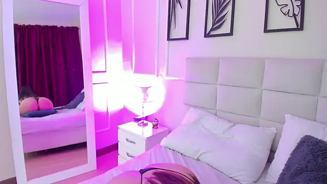 Alisa  walker online show from January 21, 2025, 12:25 am