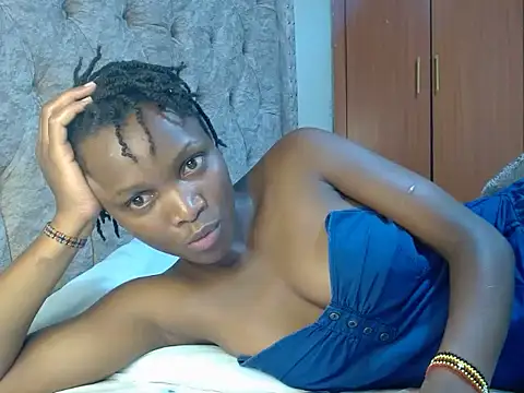 Snapshot of Naughty_Girl17 chatting on March 4, 2025, 7:32 pm Naughty Girl17 online show from March 4, 2025, 7:32 pm