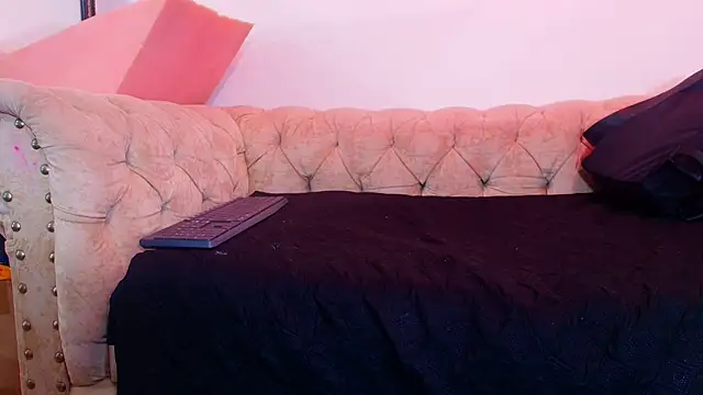 Snapshot of ann_berlin chatting on September 15, 2025, 3:06 am ann berlin online show from September 15, 2025, 3:06 am