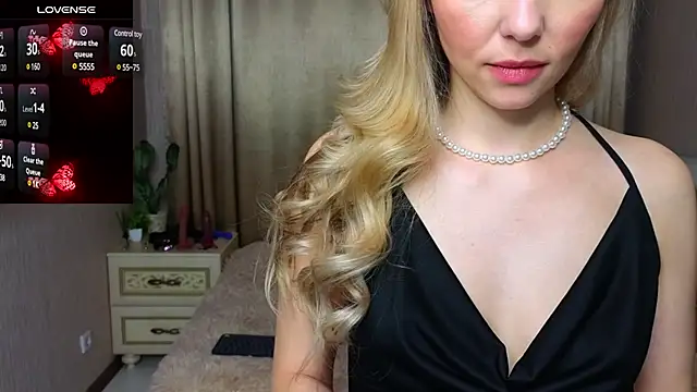 Snapshot of Molliblum chatting on January 28, 2025, 2:10 pm Molliblum online show from January 28, 2025, 2:10 pm