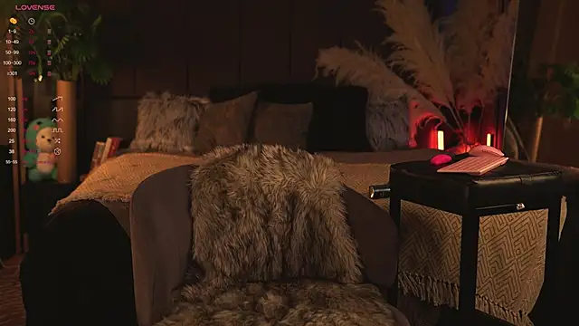 LinaKinky online show from December 11, 2024, 11:51 am