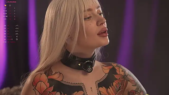 LinaKinky online show from March 14, 2025, 1:57 pm