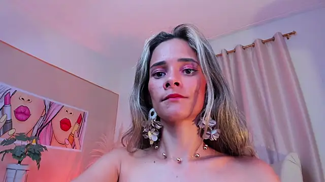 SkiinnyAna online show from February 4, 2025, 1:45 am