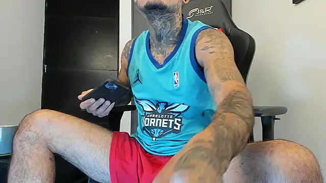 Snapshot of sergiio_mesa27 chatting on January 6, 2025, 3:29 pm sergiio mesa27 online show from January 6, 2025, 3:29 pm