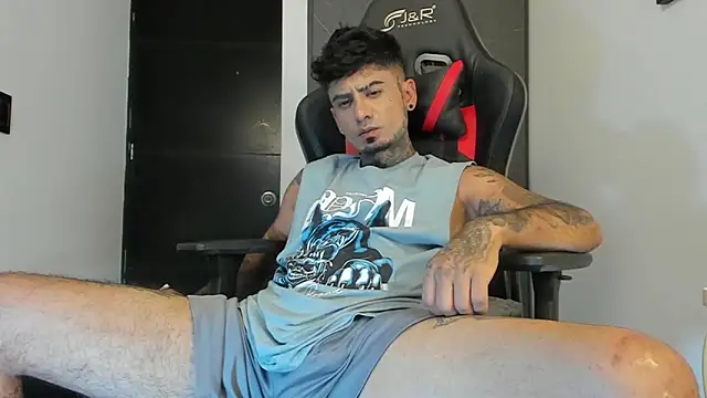 Snapshot of sergiio_mesa27 chatting on February 3, 2025, 10:32 pm sergiio mesa27 online show from February 3, 2025, 10:32 pm