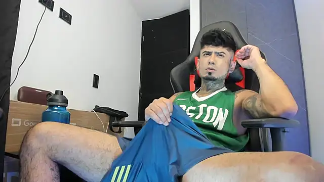 Snapshot of sergiio_mesa27 chatting on February 23, 2025, 11:58 pm sergiio mesa27 online show from February 23, 2025, 11:58 pm