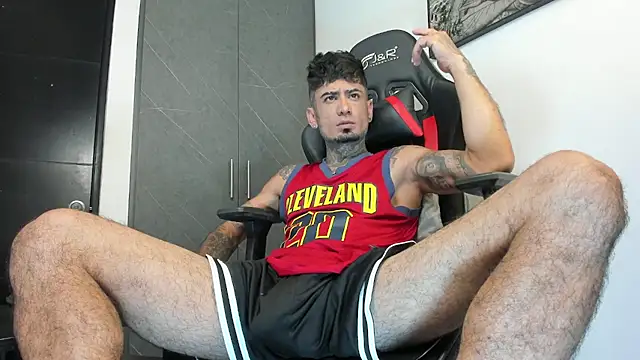 Snapshot of sergiio_mesa27 chatting on September 10, 2025, 3:56 pm sergiio mesa27 online show from September 10, 2025, 3:56 pm