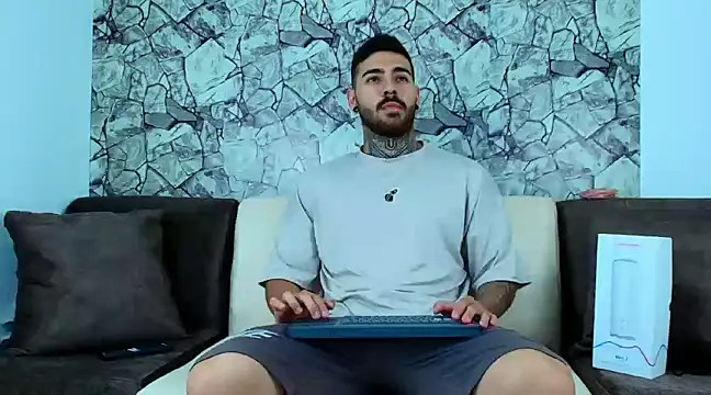 silvano torres online show from December 14, 2024, 6:30 pm