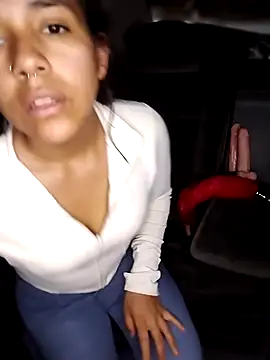 Snapshot of loveHoney02 chatting on March 5, 2026, 8:38 pm loveHoney02 online show from March 5, 2026, 8:38 pm