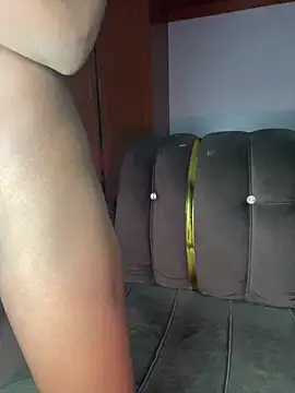 pretty maliah online show from September 22, 2025, 10:01 pm