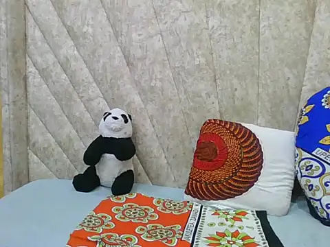 Sexy Villagegal online show from October 18, 2025, 9:04 pm