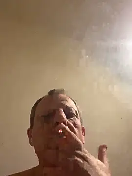 Snapshot of chubbybear2cum chatting on October 13, 2025, 11:49 pm chubbybear2cum online show from October 13, 2025, 11:49 pm