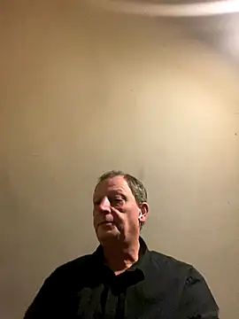 Snapshot of chubbybear2cum chatting on November 22, 2025, 11:37 pm chubbybear2cum online show from November 22, 2025, 11:37 pm