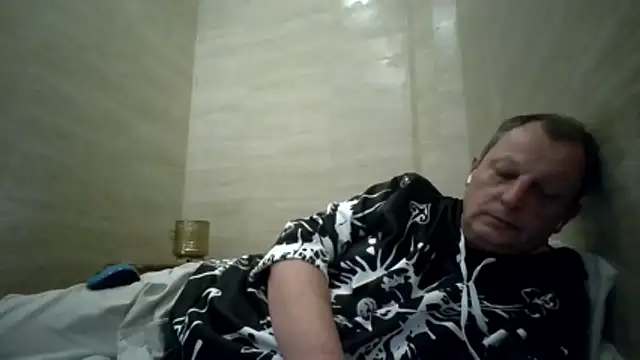 Snapshot of chubbybear2cum chatting on January 15, 2026, 4:55 pm chubbybear2cum online show from January 15, 2026, 4:55 pm