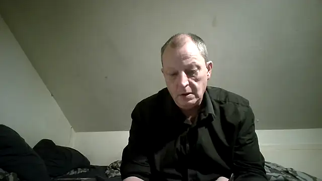 Snapshot of chubbybear2cum chatting on March 14, 2026, 1:55 am chubbybear2cum online show from March 14, 2026, 1:55 am