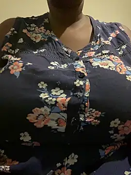 Snapshot of Naughty-sonia2 chatting on July 18, 2026, 6:12 pm Naughty-sonia2 online show from July 18, 2026, 6:12 pm