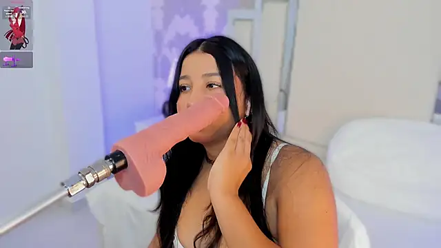 Snapshot of Miliaangeles chatting on February 17, 2026, 8:55 am Miliaangeles online show from February 17, 2026, 8:55 am