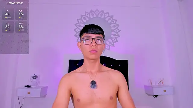 CodyTwink online show from March 11, 2026, 1:17 pm