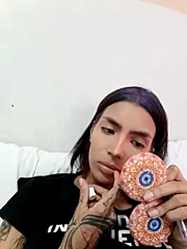 Snapshot of DeuxGold chatting on February 24, 2026, 8:40 pm DeuxGold online show from February 24, 2026, 8:40 pm