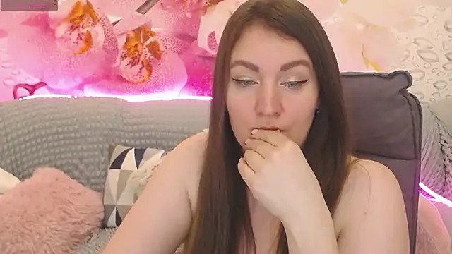 Nataly cute online show from November 2, 2025, 7:38 pm