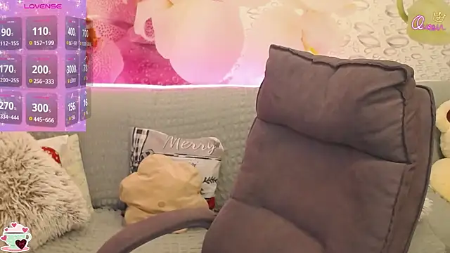 Snapshot of Nataly_cute chatting on January 17, 2026, 7:39 pm Nataly cute online show from January 17, 2026, 7:39 pm