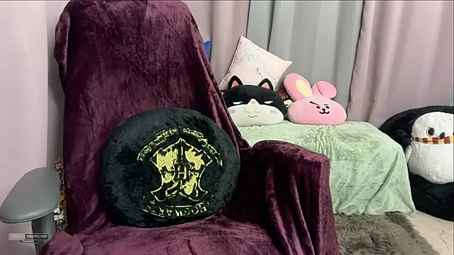 Snapshot of Unique-Beauty chatting on February 20, 2026, 5:13 pm Unique-Beauty online show from February 20, 2026, 5:13 pm