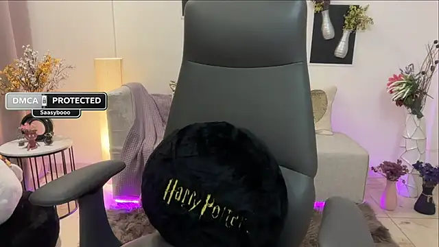 Snapshot of Unique-Beauty chatting on April 15, 2026, 7:58 pm Unique-Beauty online show from April 15, 2026, 7:58 pm