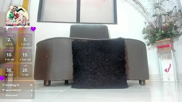 Snapshot of violetmontan chatting on November 24, 2025, 12:38 pm violetmontan online show from November 24, 2025, 12:38 pm