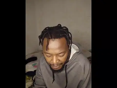 Snapshot of Freaky_Vannahs chatting on February 1, 2026, 12:42 am Freaky Vannahs online show from February 1, 2026, 12:42 am